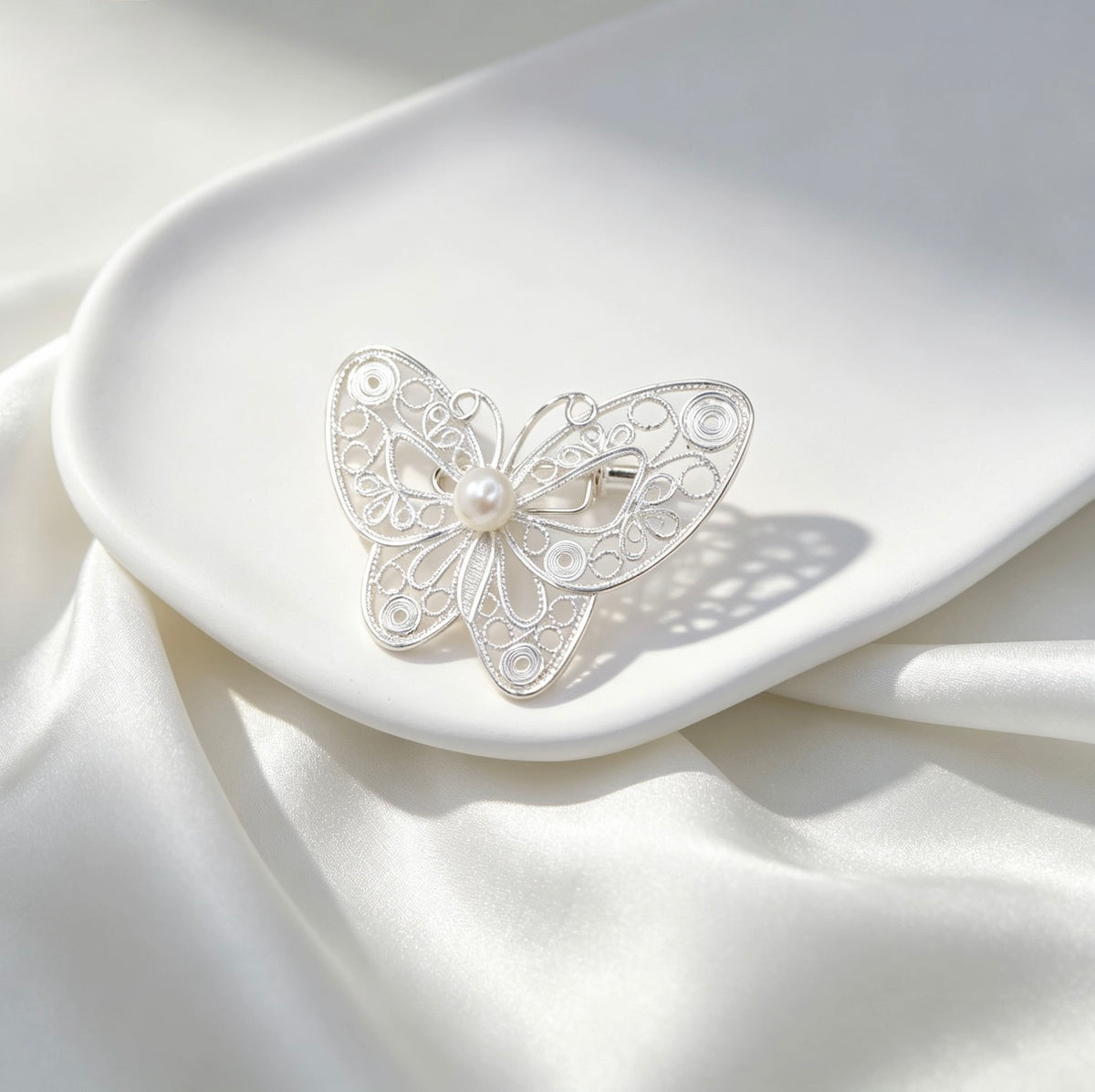 Butterfly Pearl Brooch