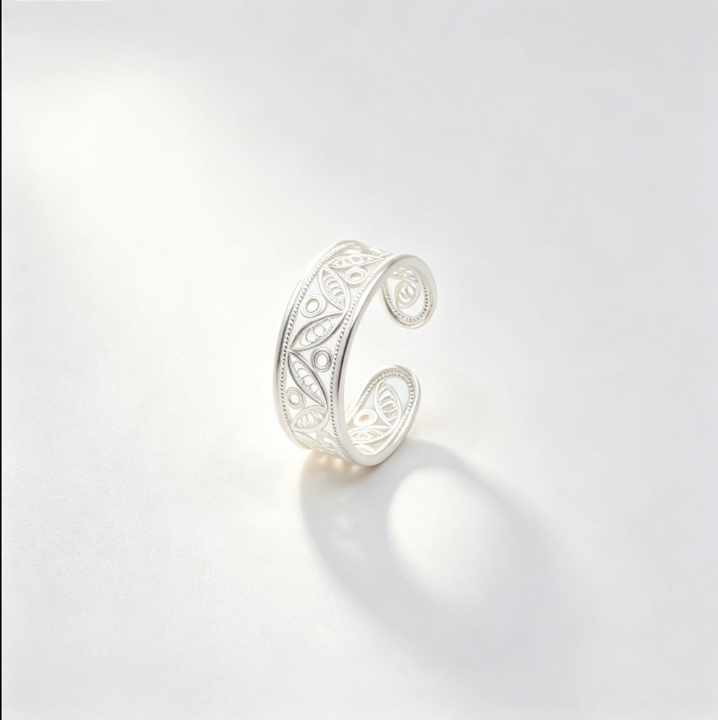 Open Leaf Ring